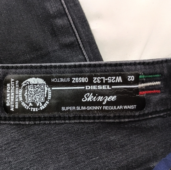 DIESEL Designer Casual Goth Black Skinny Jeans Modern Regular Fit (#1,415) - Picture 2 of 11